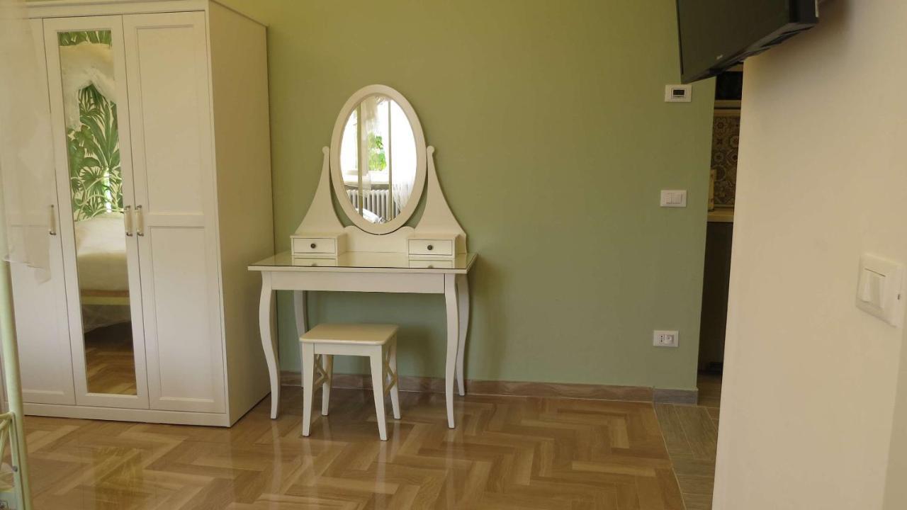 Il Gelso Di Barcuzzi Bed and Breakfast Lonato Zewnętrze zdjęcie