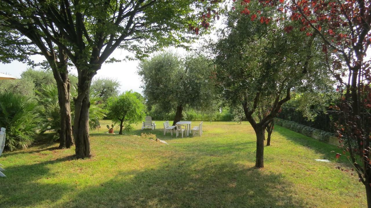 Il Gelso Di Barcuzzi Bed and Breakfast Lonato Zewnętrze zdjęcie