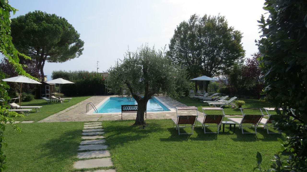 Il Gelso Di Barcuzzi Bed and Breakfast Lonato Zewnętrze zdjęcie